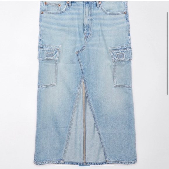 ❌SOLD❌New American Eagle (AE) Dreamy Drape High Waisted Cargo Denim Midi Skirt - Picture 3 of 4